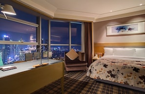 Business Room, River View | Premium bedding, down comforters, minibar, in-room safe