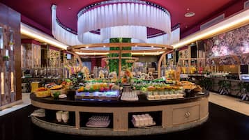 Desayuno buffet todos los días (con cargo)