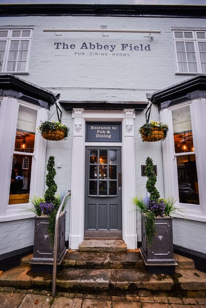 Abbeyfield By Chef and Brewer collection