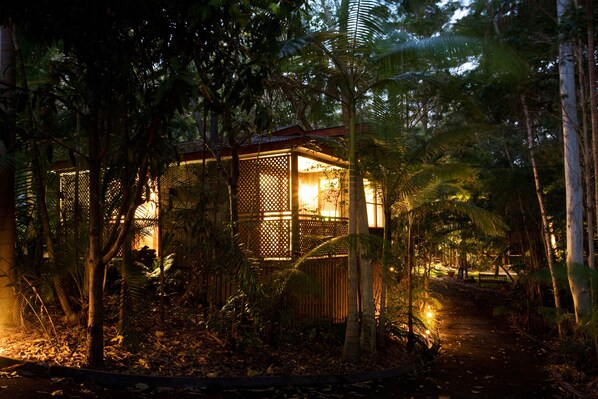 Interior detail - Amore On Buderim Luxury Rainforest Cabins (Buderim)