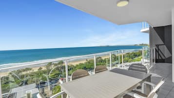 3 Bedroom Ocean View, Tower I | Balcony