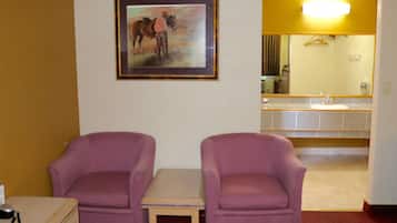 Blackout curtains, soundproofing, iron/ironing board, free WiFi