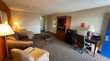 Habitación, 2 camas de matrimonio, no fumadores | Escritorio, camas supletorias, ropa de cama