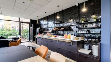 Daily buffet breakfast (EUR 13 per person)