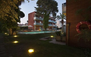 Fachada del alojamiento - Noche