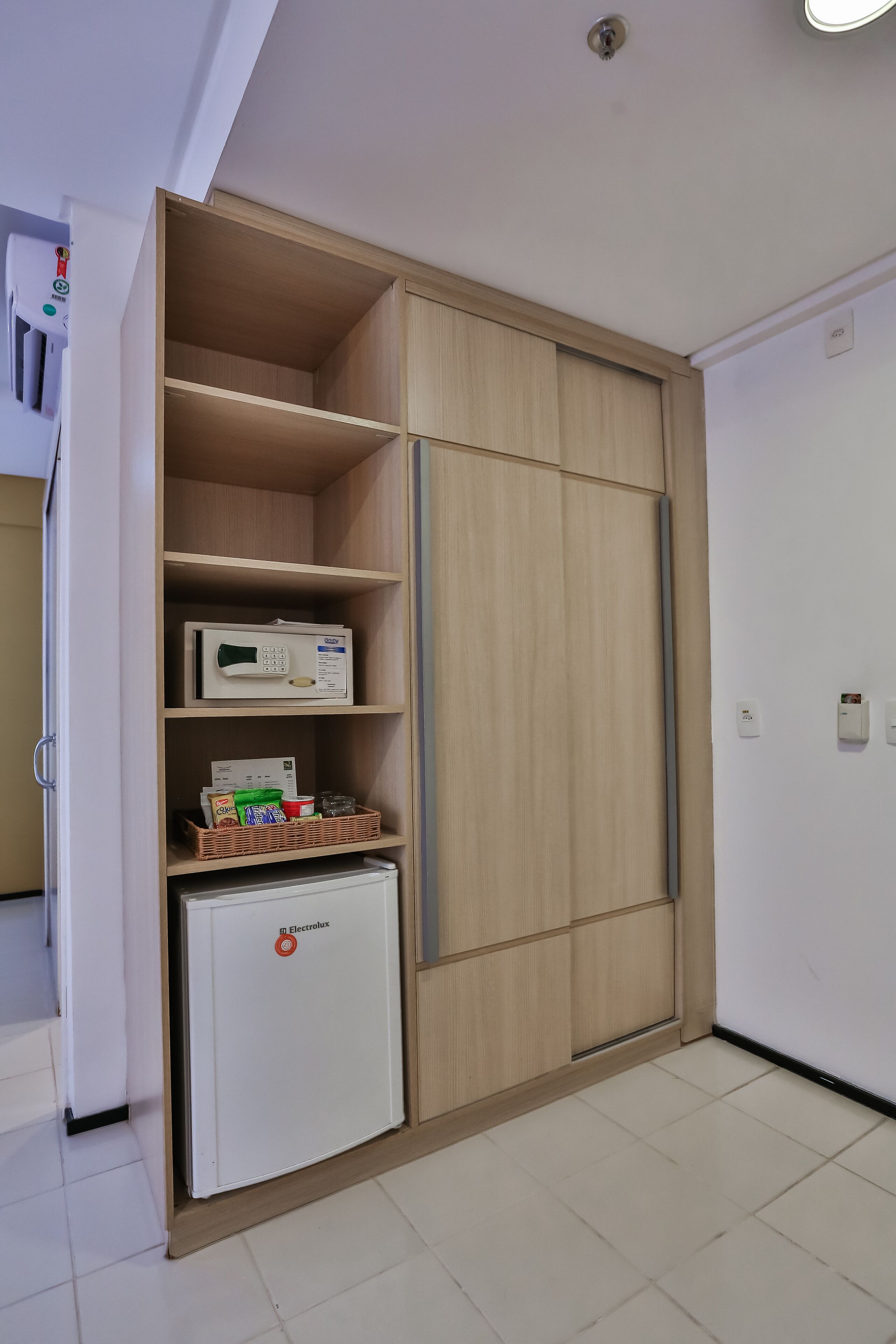 superior room, 1 double bed | 2 bedrooms, minibar, in-room safe, desk