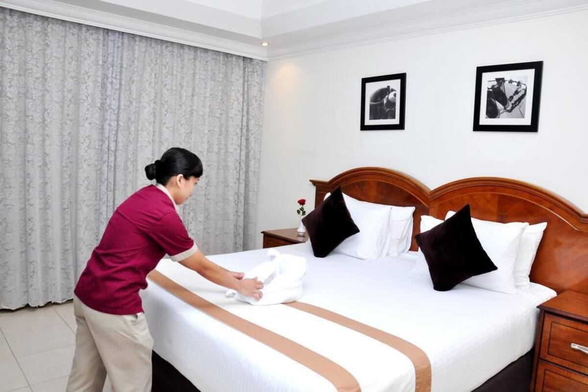 2 bedrooms, Egyptian cotton sheets, premium bedding, down duvets