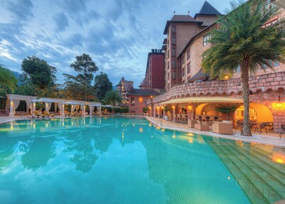 The Chateau Spa & Wellness Resort