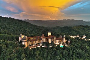 Exterior - The Chateau Spa & Wellness Resort (Bukit Tinggi)