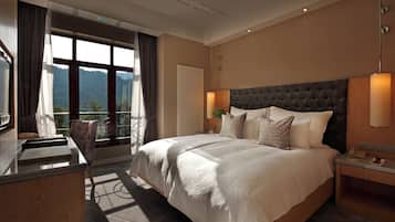 1 bedroom, premium bedding, minibar, in-room safe
