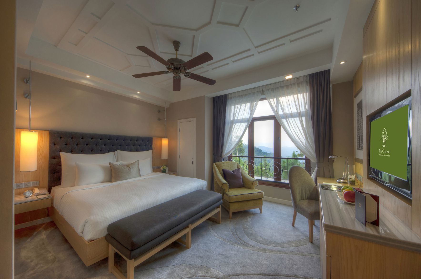 Premium bedding, minibar, in-room safe, desk