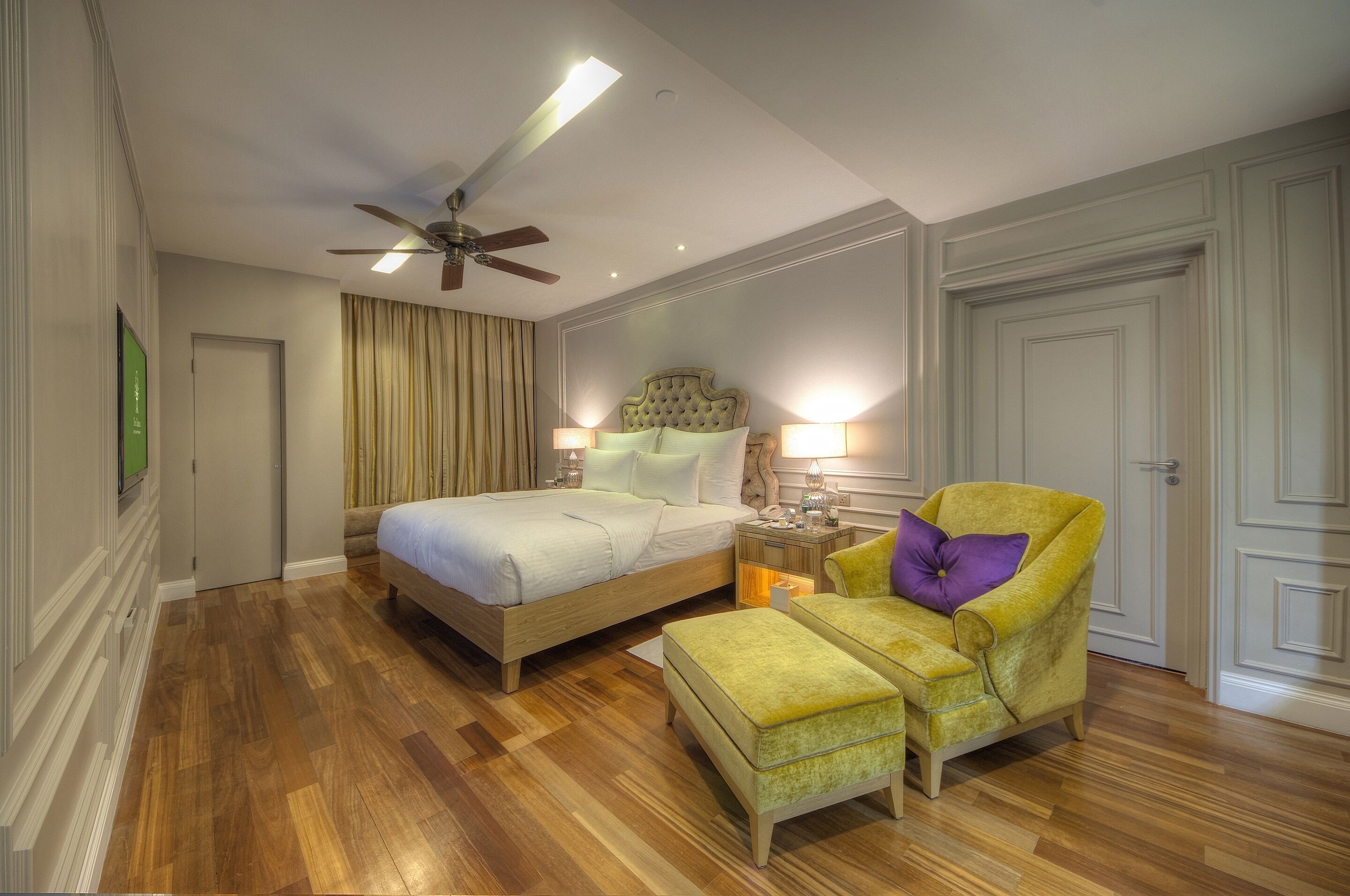 1 bedroom, premium bedding, minibar, in-room safe