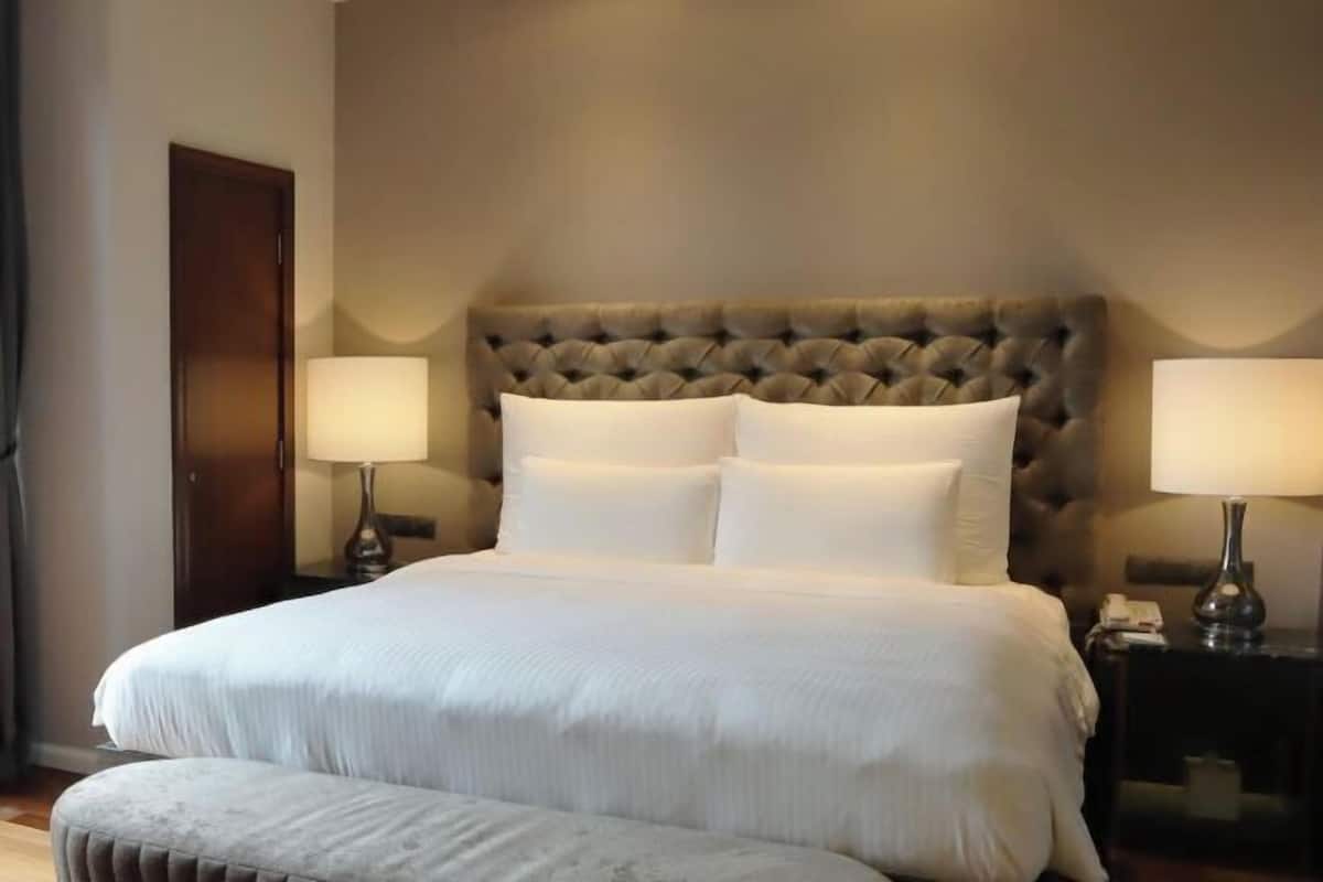 1 bedroom, premium bedding, minibar, in-room safe