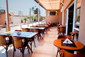 Frühstück, Mittagessen, Abendessen, internationale Küche 