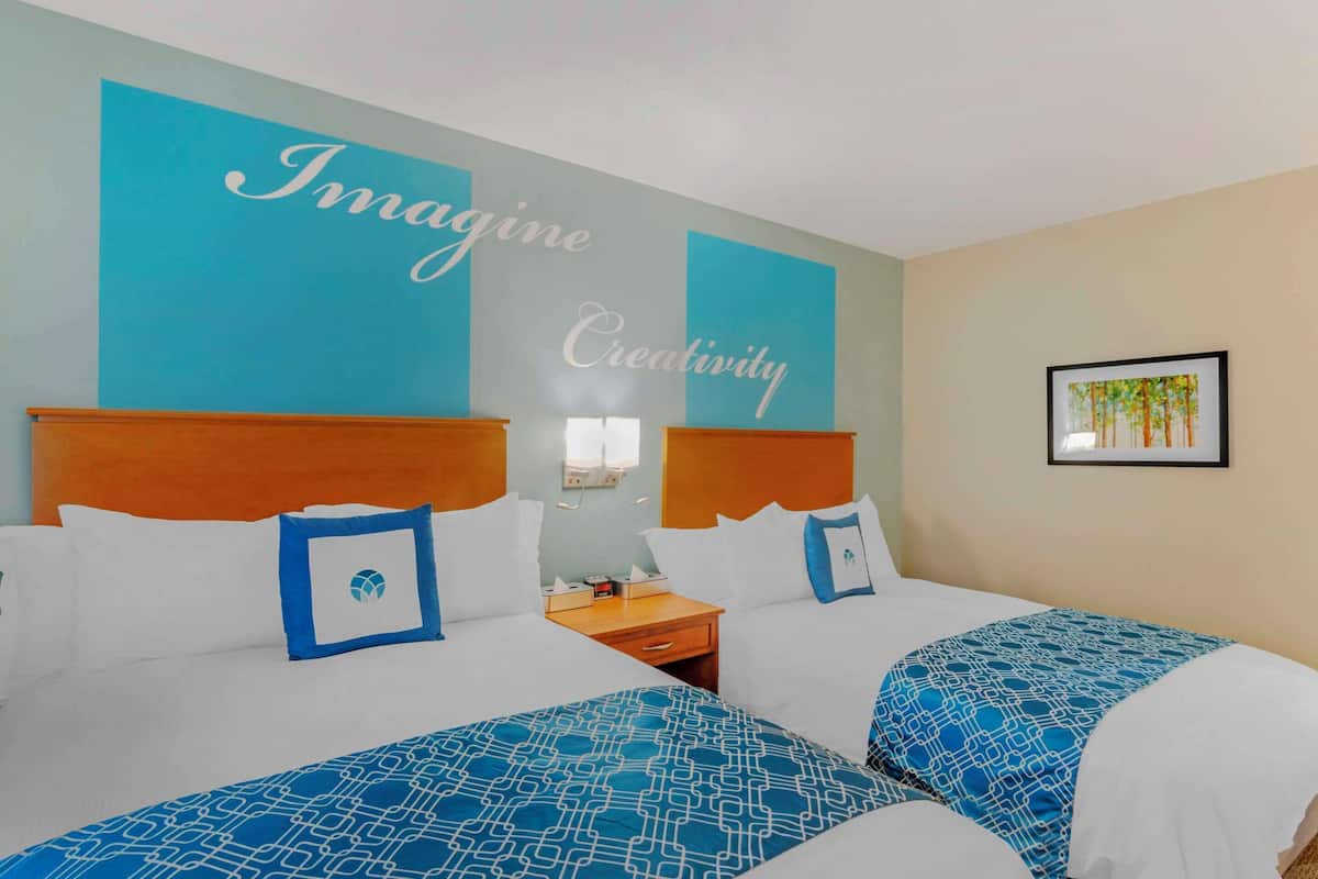 In-room safe, desk, laptop workspace, iron/ironing board