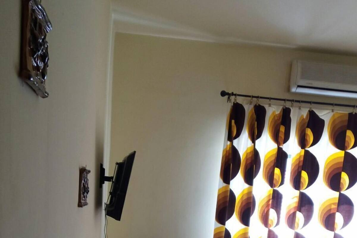 Desk, iron/ironing board, free WiFi