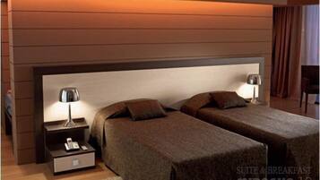 Desk, iron/ironing board, free WiFi