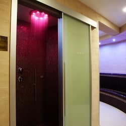 Bilik rawatan pasangan, sauna, tab panas, mandi tangas / hammam