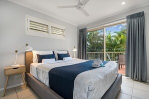 1 bedroom, blackout drapes, iron/ironing board, free WiFi - Coolum Beach Getaway Resort (Coolum Beach)