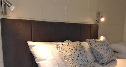 Victor Harbor City Inn
