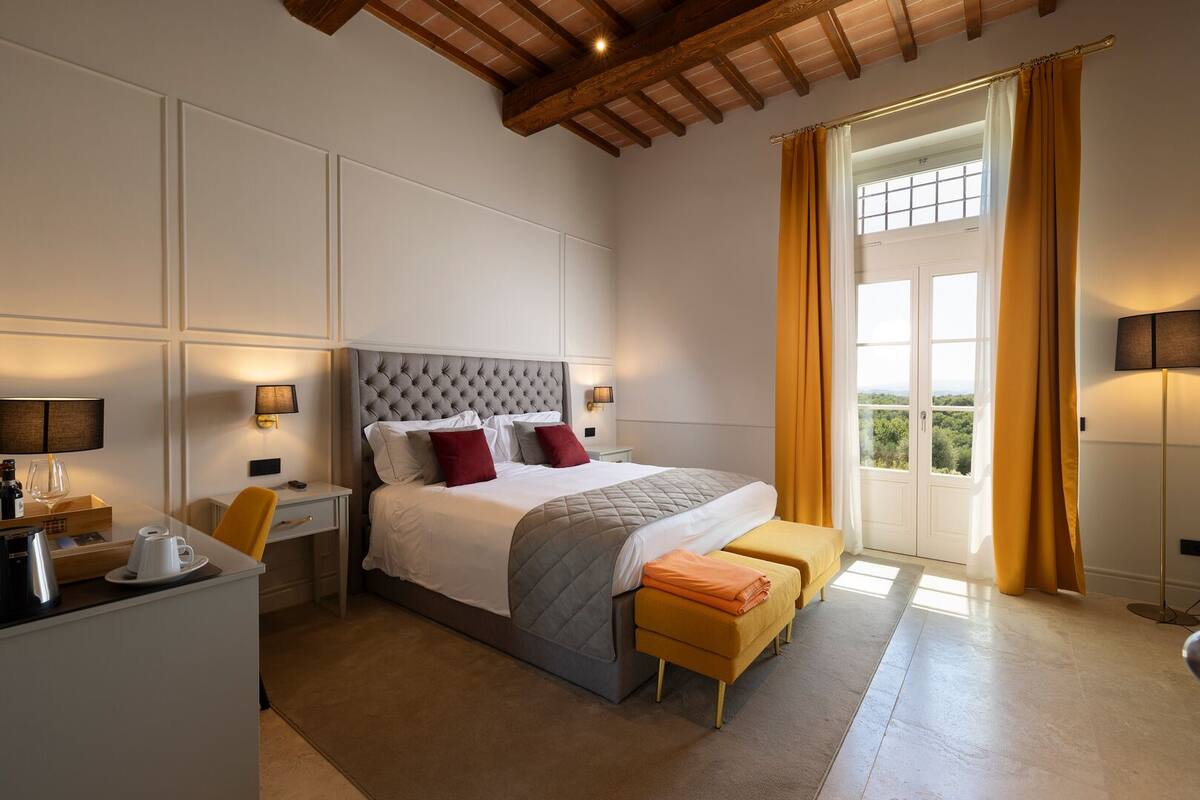 Classic Double Room