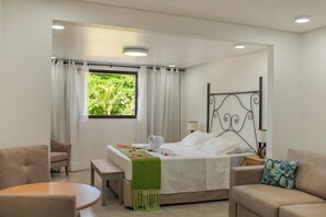 スーペリア ルーム | 高級寝具、ミニバー、セーフティボックス (室内)、WiFi (無料)