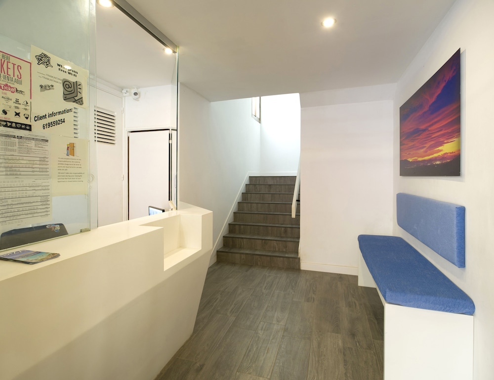 Apartamentos Tramuntana by null