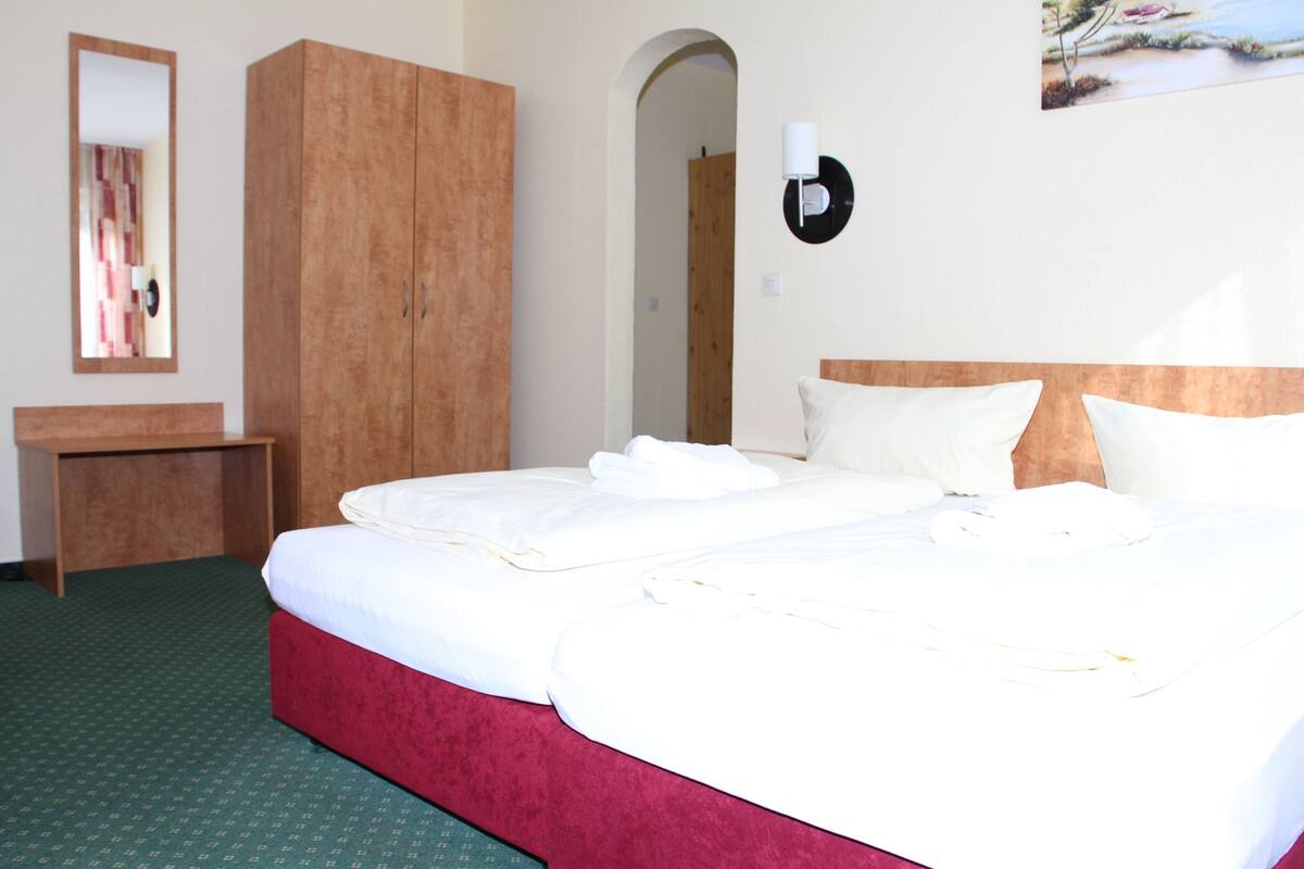 Standard Quadruple Room | Individually decorated, individually furnished, blackout curtains