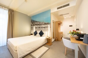 Hypo-allergenic bedding, down duvets, free minibar items, in-room safe - Avenue Boutique Hotel (Como)
