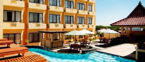 Outdoor pool, pool umbrellas, pool loungers