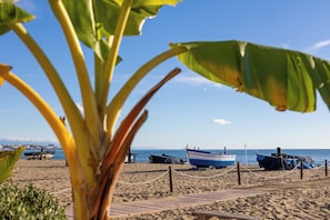 On the beach - Aparthotel Jabega (Fuengirola)