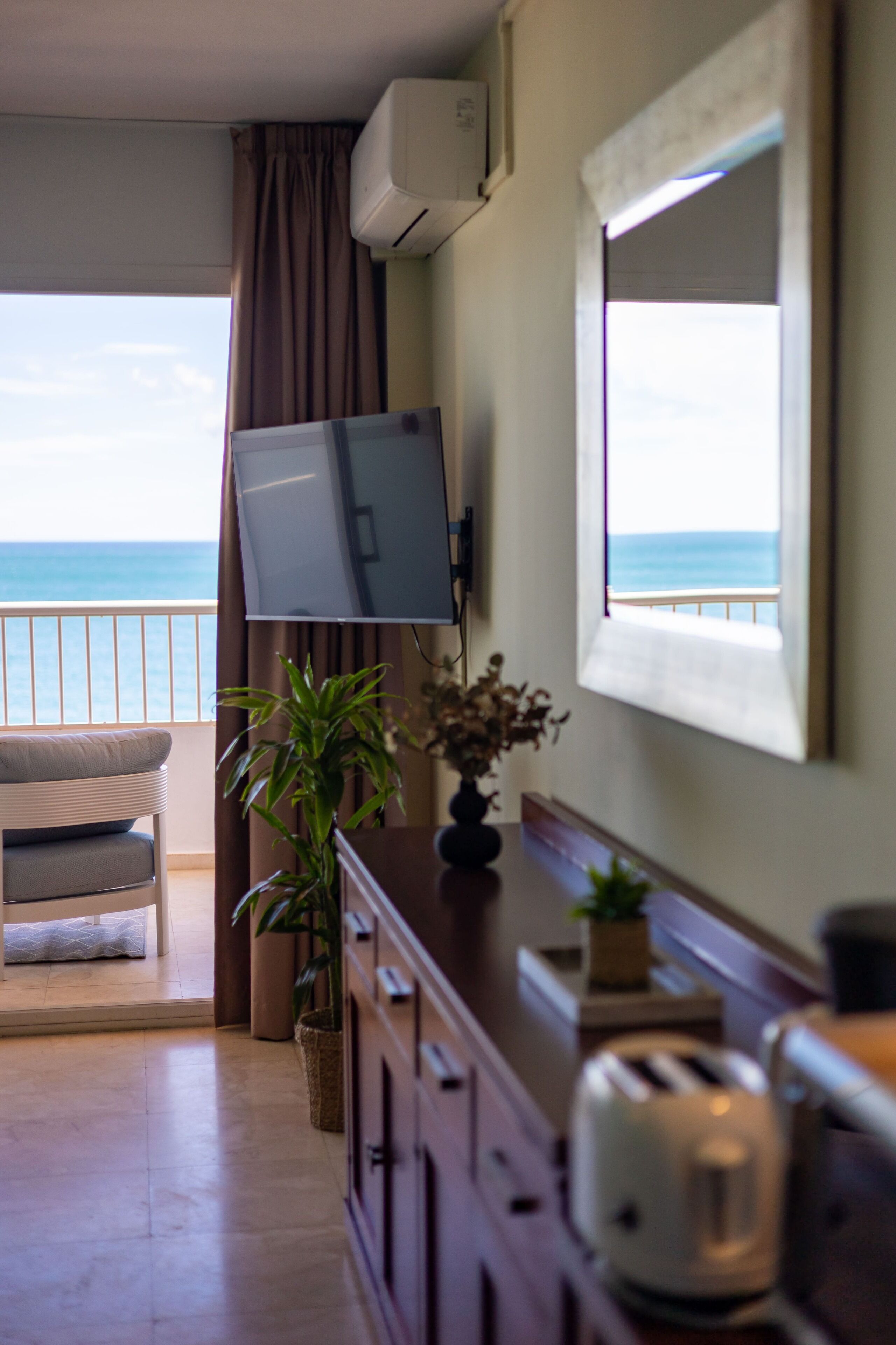 Deluxe Studio | Free WiFi