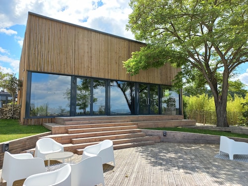 Le Domaine de Baulieu, Singuliers Hotels