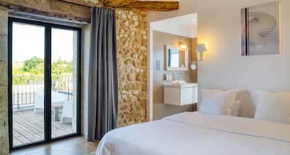 Le Domaine de Baulieu, Singuliers Hotels