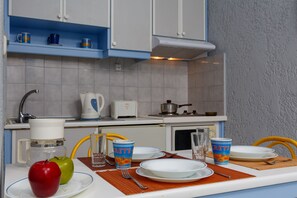 In-room safe, soundproofing, free cots/infant beds, free WiFi - Latania Apartments (Hersonissos)