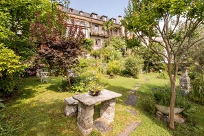 Front of property - Logis Hôtel Beau Site (Argeles Gazost)