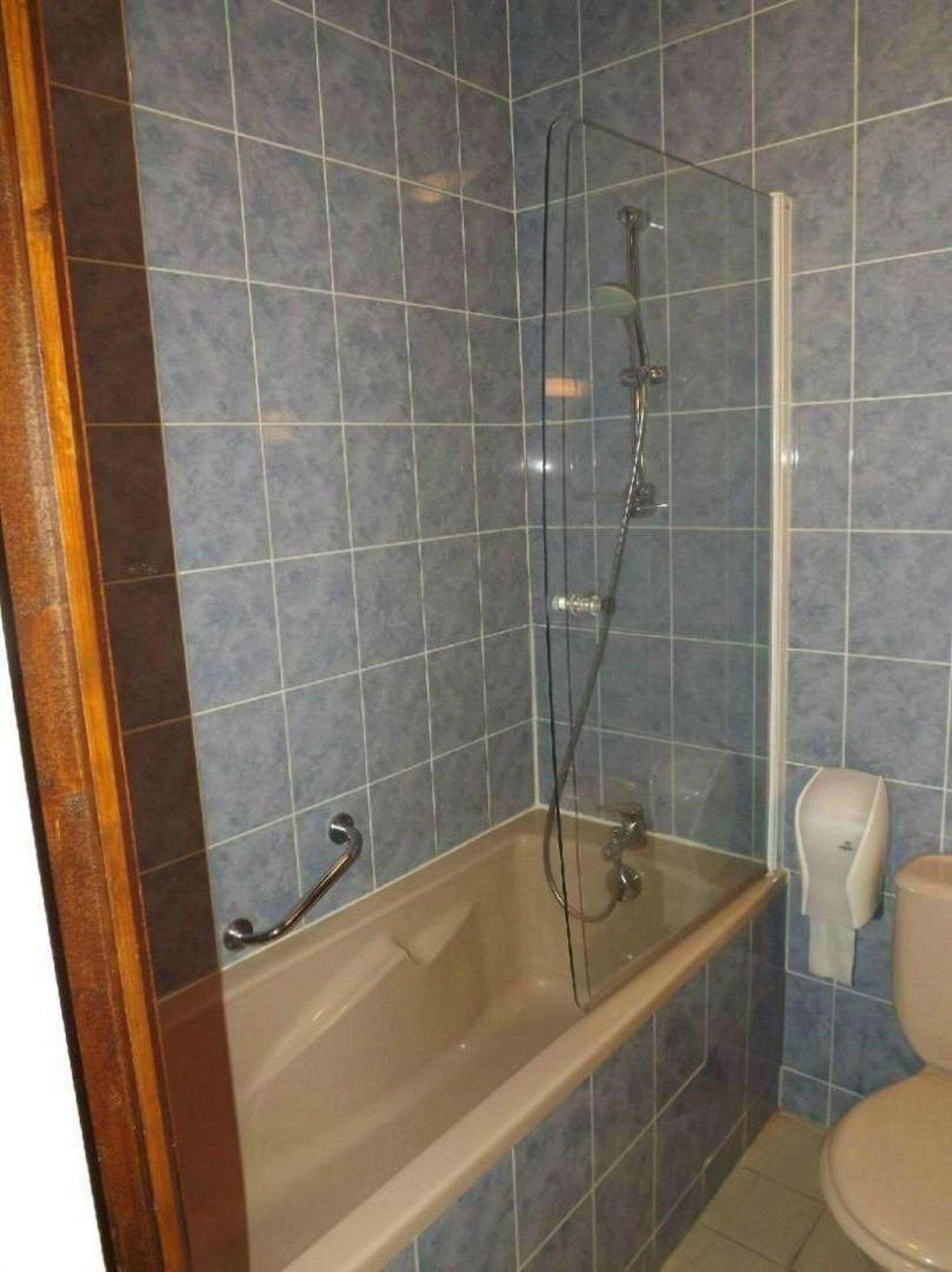 double room | bathroom | rainfall showerhead, hair dryer, towels