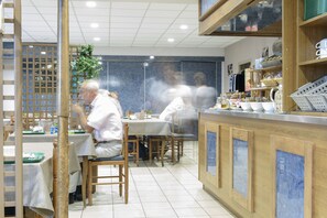 Daily buffet breakfast (EUR 11 per person)