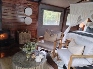Luxury Double Room | Egyptian cotton sheets, premium bedding, down duvets - Barefoot Addo Elephant Lodge (Addo)