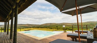 Barefoot Addo Elephant Lodge