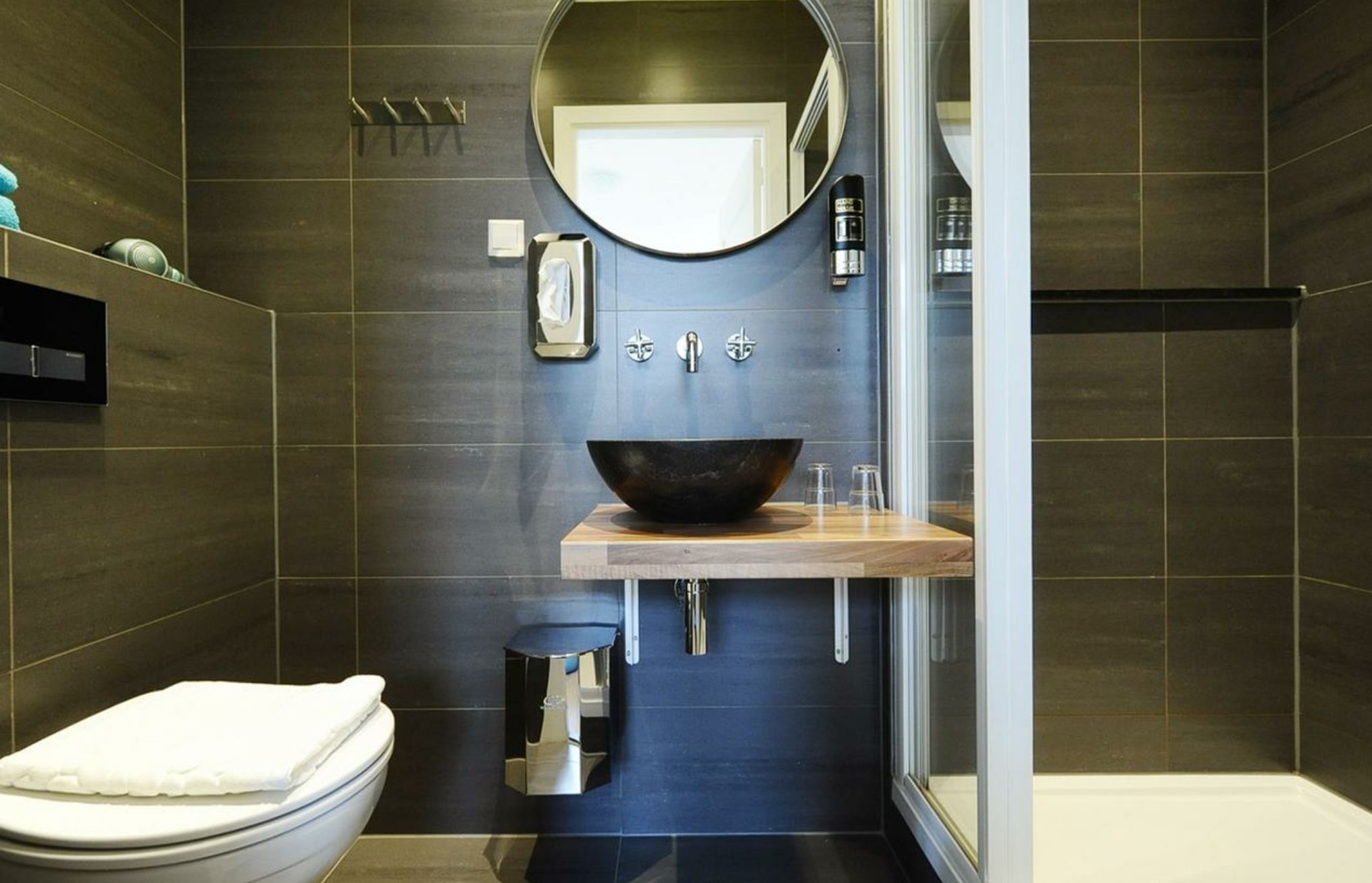 twin room, terrace | bathroom | free toiletries, hair dryer, towels