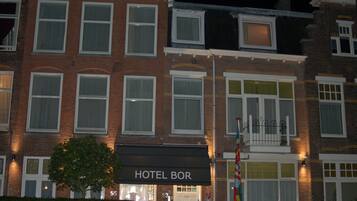 Front of property – evening/night