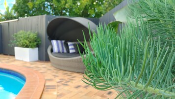 Outdoor pool, sun loungers