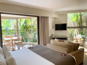 Quarto triplo, terraço (Prestige) | Roupas de cama premium, camas Select Comfort, frigobar