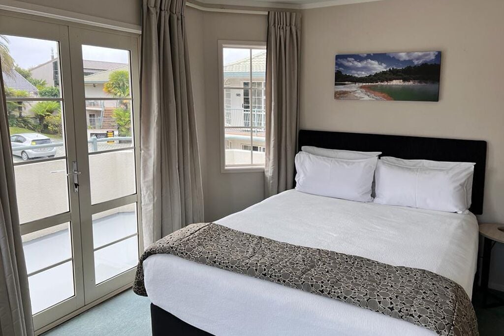 Family Suite, 3 Bedrooms, Kitchen