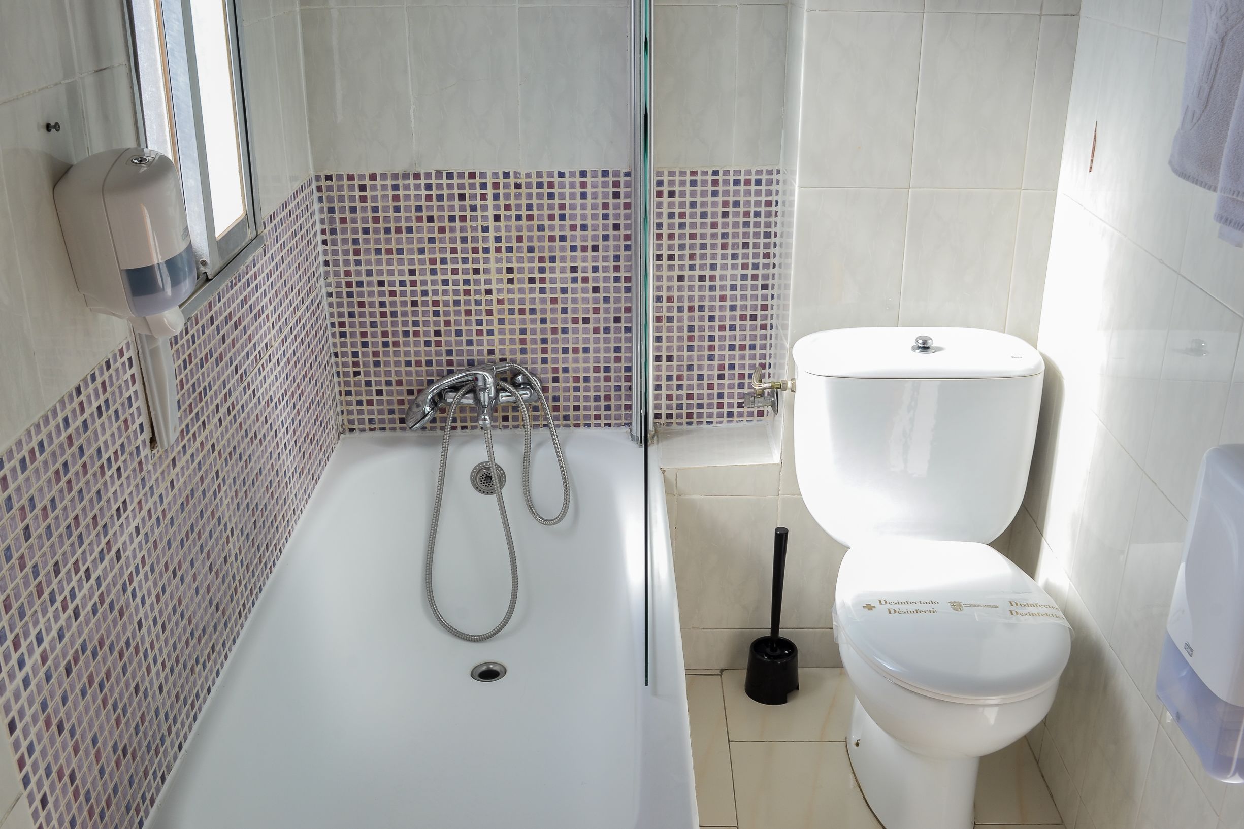 Foto - Hostal Cataluña