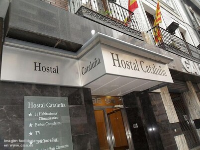 Hostal Cataluña