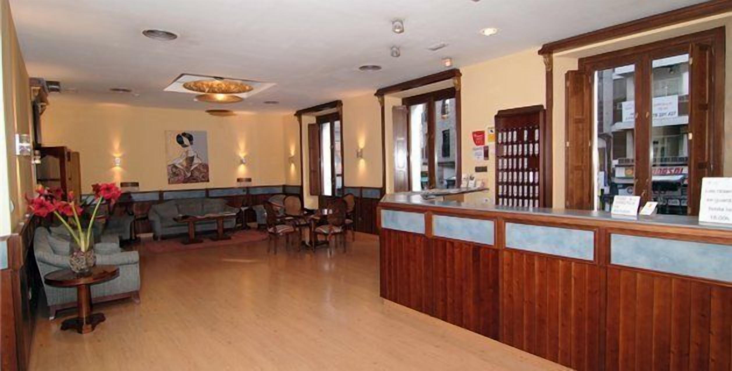 Foto - Hostal Cataluña