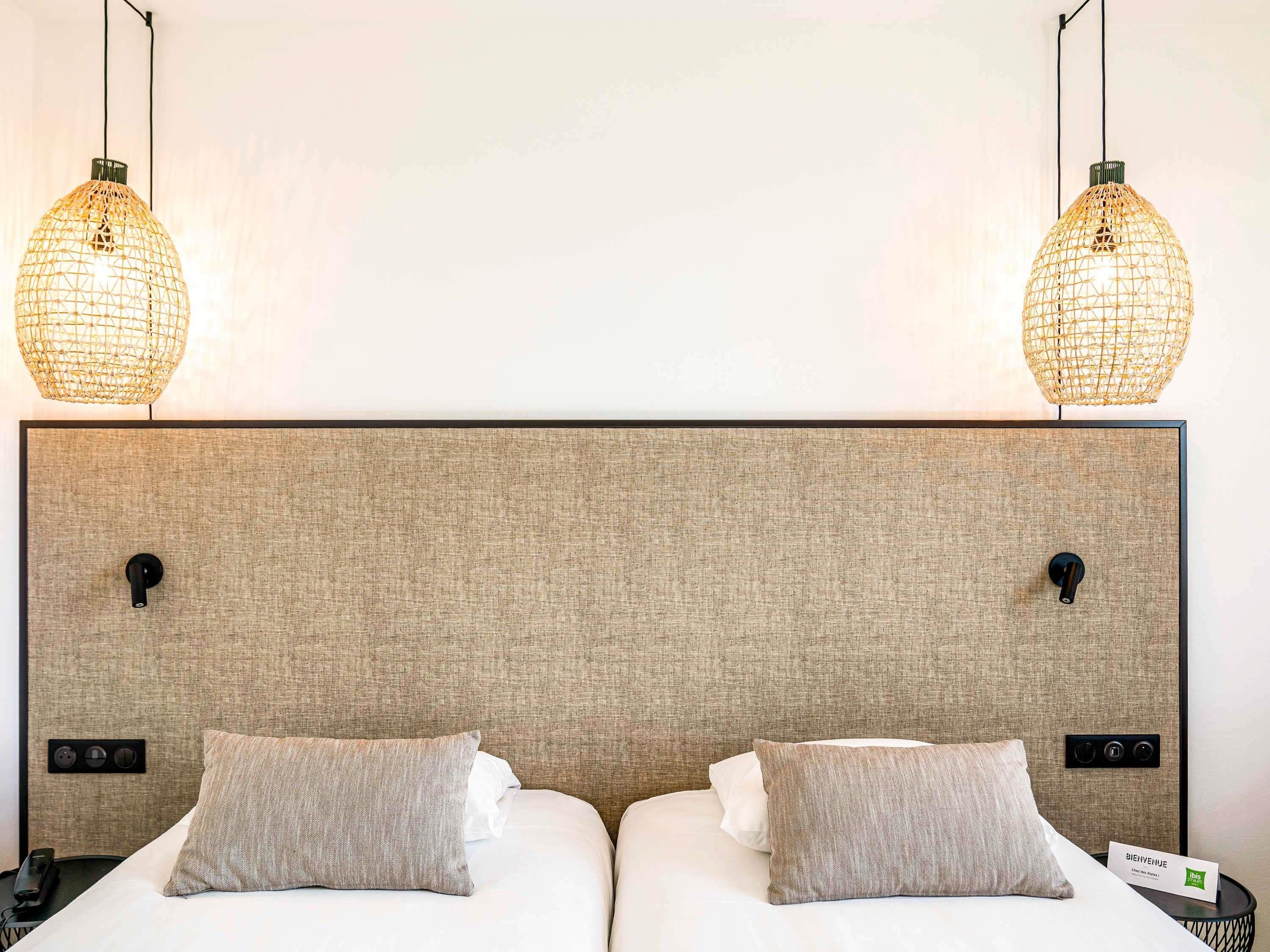 standard room, 2 single beds | soundproofing, free cots/infant beds, free wifi, bed sheets