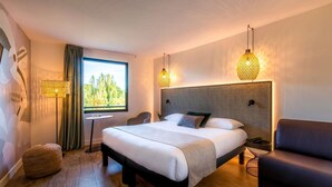 Premium Room, Multiple Beds | Soundproofing, cribs (free), WiFi (free), bed sheets - ibis Styles Rennes Cesson (Cesson-Sevigne)